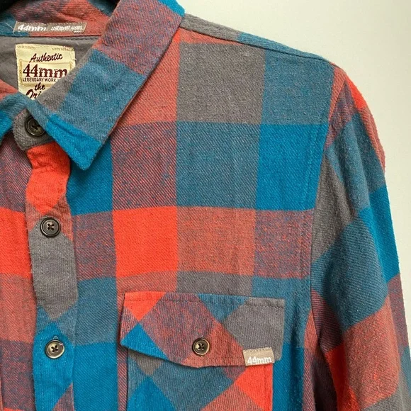 Men’s 44m Plaid Shirt - Picture 2 of 6